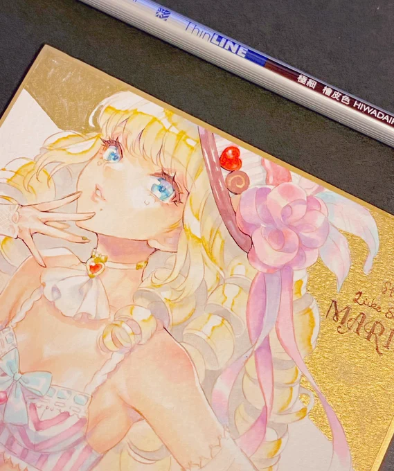 ドルサミで描いた色紙、手元に失敗した方があるのですがこのまま廃棄は可哀想なので加筆してコミティアで展示だけしようかと思っています。みにきてね