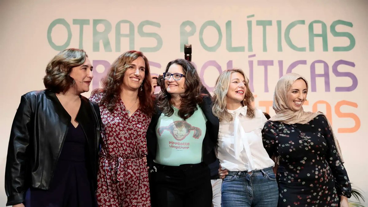 Vidushi_ii's tweet photo. A @chemamolinaa se le olvida el acto de Valencia donde dejan fuera a Podemos,el vergonzoso pacto en Andalucía entre IU y errejonistas,supervisado por Yolanda,el apoyo explícito de esta a Baldoví y Ribó,y dejar caer a Évole que votaría a Más Madrid en las autonómicas. 
Sigo 👇 https://t.co/kXtVVAMMyE
