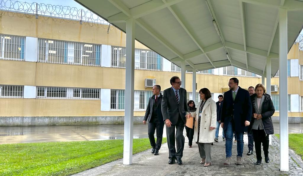 📌 La Unidad Terapéutica y Educativa del C. P. de Asturias celebra el XXX Encuentro con la Sociedad ➡️ El secretario general de @IIPPGob, Ángel Luis Ortiz, ha asistido a la inauguración junto al presidente de @GobAsturias, @AdrianBarbon, y la delegada del Gobierno, @DeliaLosaC