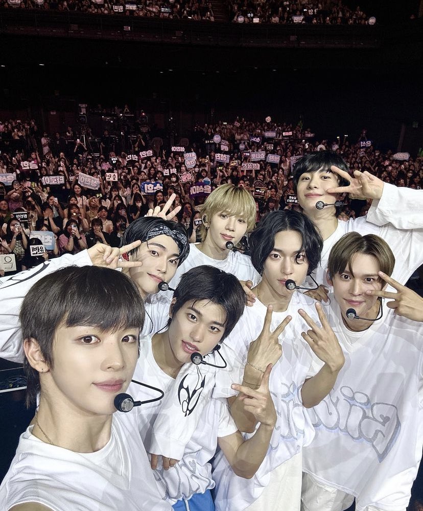 riizepics's tweet image. my precious seven who made their debut together 

RIIZE IS 7 
#FOREVER_SEVEN_RIIZE
#라이즈_영원히_7이다
#RIIZE #라이즈 @RIIZE_official @SMTOWNGLOBAL