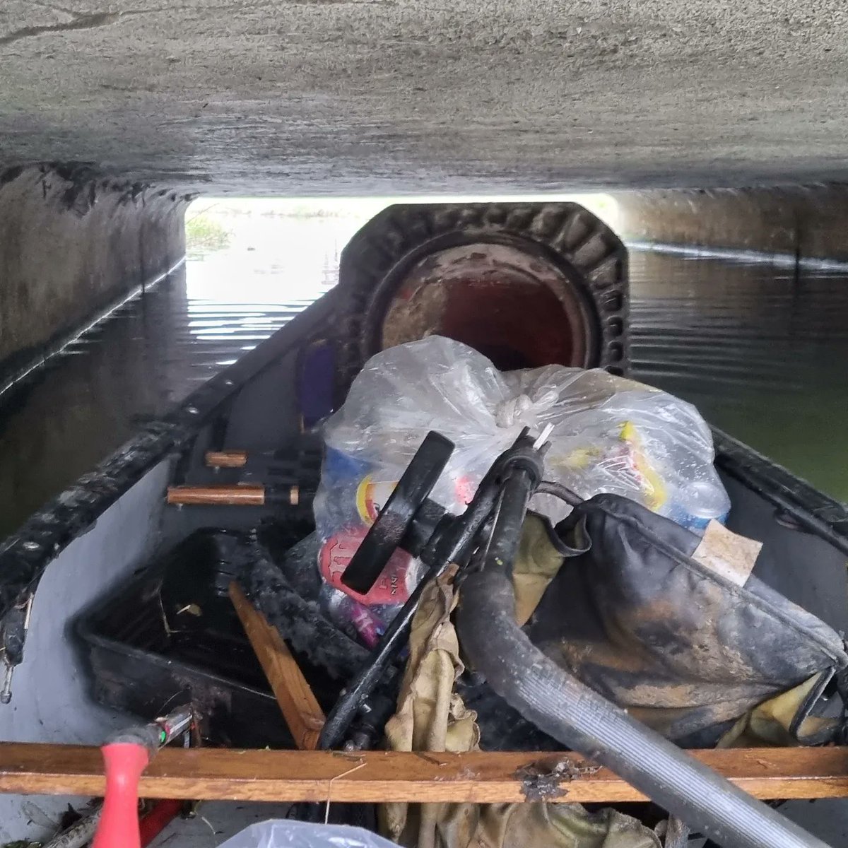 The Canoe River Cleaner tweet media