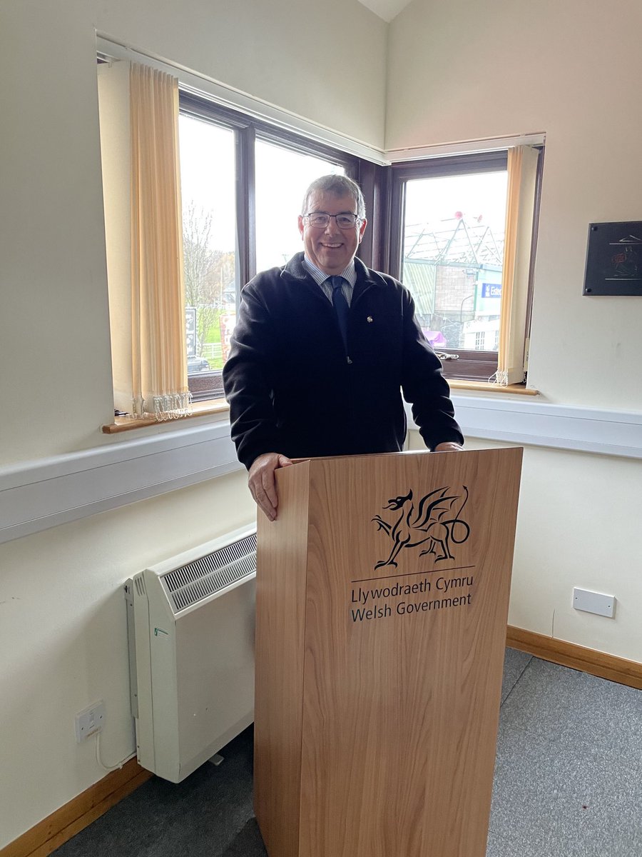 Out and about at the Welsh Winter Fair at the <a href="/royalwelshshow/">Royal Welsh Agricultural Society</a> with <a href="/TFACymru/">TFA Cymru</a> Chair Dennis Matheson and Vice Chair <a href="/treiddon/">Elwyn Evans🍗🏴󠁧󠁢󠁷󠁬󠁳󠁿</a> who has clearly conducted a quiet revolution to seize power!