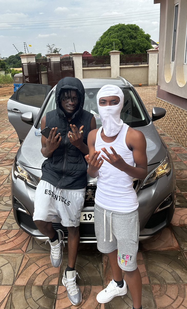 Cartnez1's tweet photo. New Music this Wednesday ‼️
#UnknownLocation @skyfacesdw
#cartnez #skyfacesdw #terristcarter #AsakaaBoys #asakaa #fypシ #trends #fyp #TrendingNow https://t.co/2YUAMN01yc