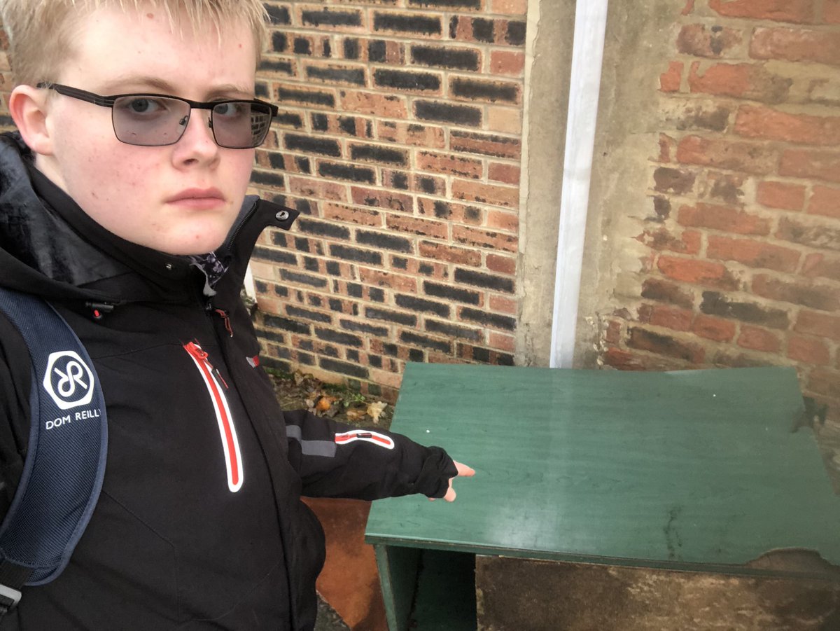 HenryLD_'s tweet photo. Flytipping Woes! ๐ฎ
Out walking in #Guisborough today and spotted there was still a flytip behind a coffee shop. Iโve reported it to the council.
#WorkingAllYear https://t.co/Ge5IqljIif