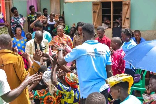 CatalystUganda's tweet image. Ministry is more than preaching the word of God it's meeting people's practical needs as well.we preached the word of God and also gave out clothes, towels, blankets.Thank you so much World Harvest Church North and Pastor Asa Dockery for supporting this outreach
Catalyst Ministry