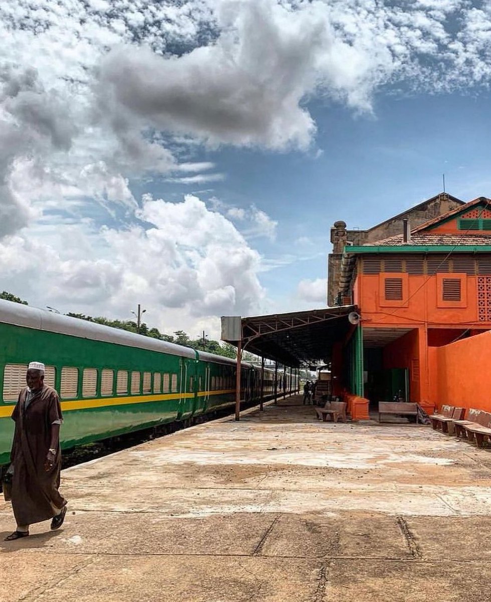Mali/infrastructures 🇲🇱:
Les populations du sud, du centre du nord ont besoin d'être reliées au reste du pays. Cela solidifiera l’unité nationale🇲🇱📈 #DéveloppementMali #Mali #ViveLeMali