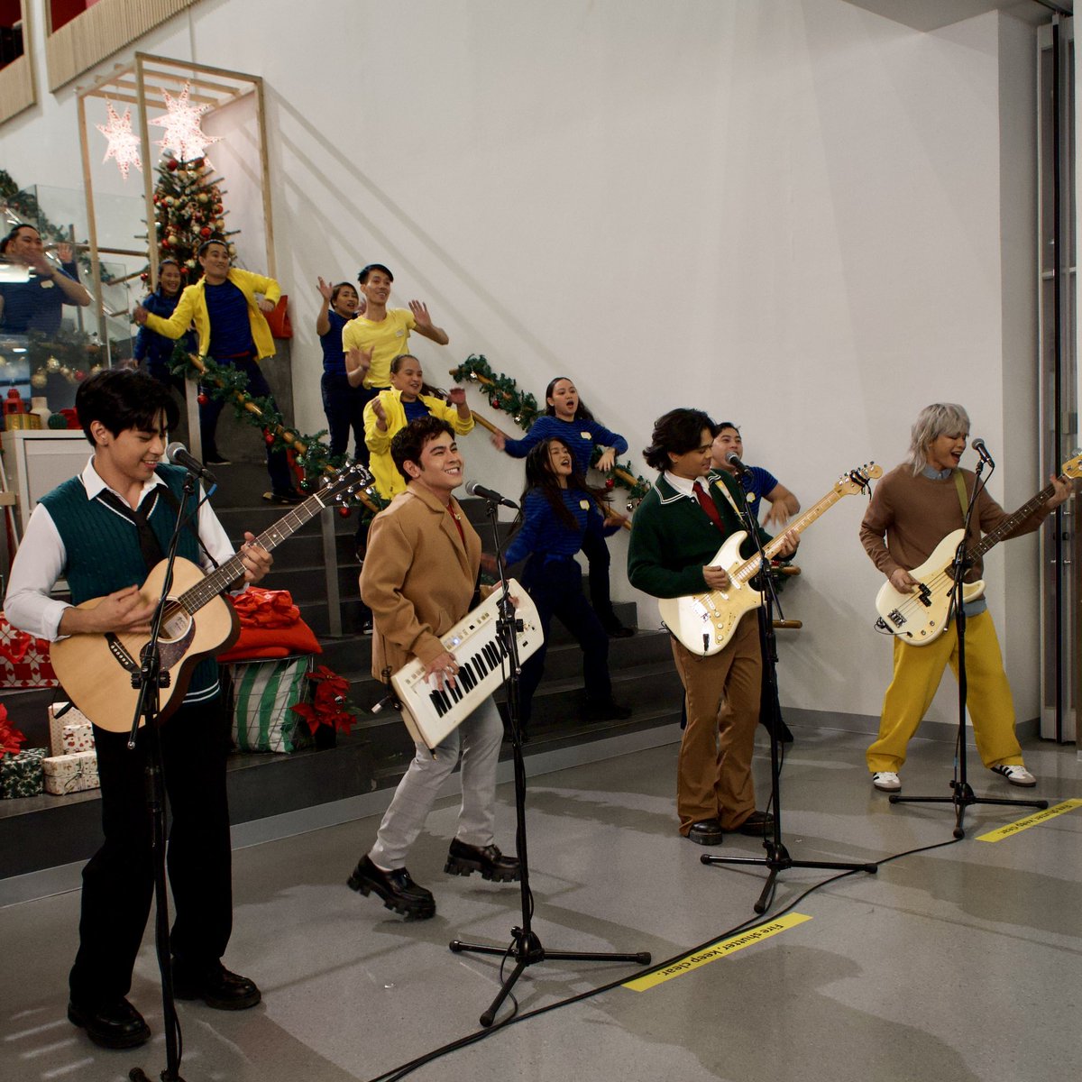 ChaelAdriano's tweet photo. Hej! Merry Christmas everyJuan!
@IKEA Philippines ๐
#TheJuansMabuHej #IKEAPhilippines #MakeSpaceForMagic https://t.co/FOHUONo9Ue