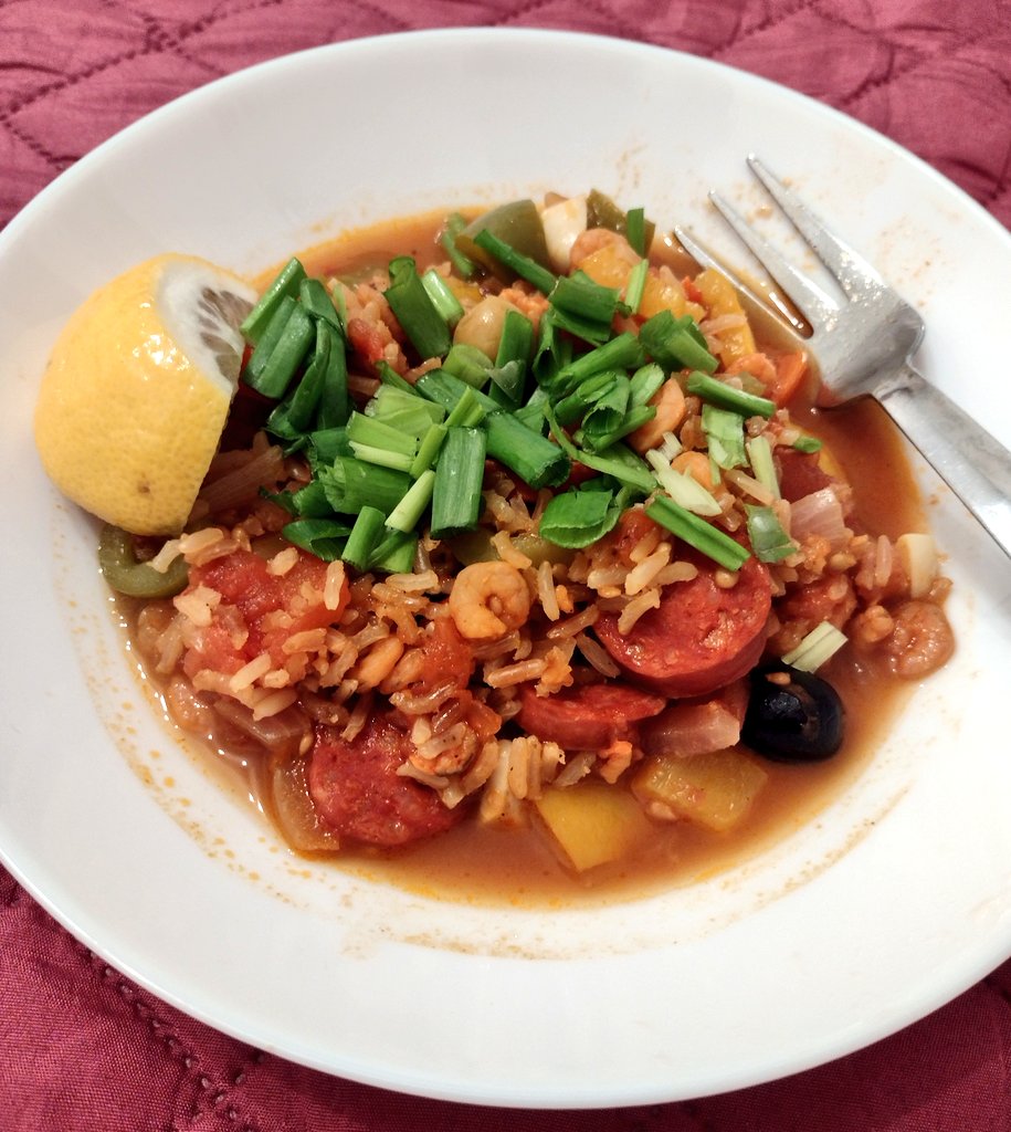tsukinimuragumo's tweet image. #fitlistopad
Kilka posiłków z ostatniego tygodnia (niskie IG):
1) paella z krewetkami i chorizo
2) sałatka z fetą, rukolą, pomidorami, orzechami i kiełkami
3) jogurt z otrębami, jagodami i orzechami pini
4) makaron z brokułami, pomidorami suszonymi, tuńczykiem o sosem serowym