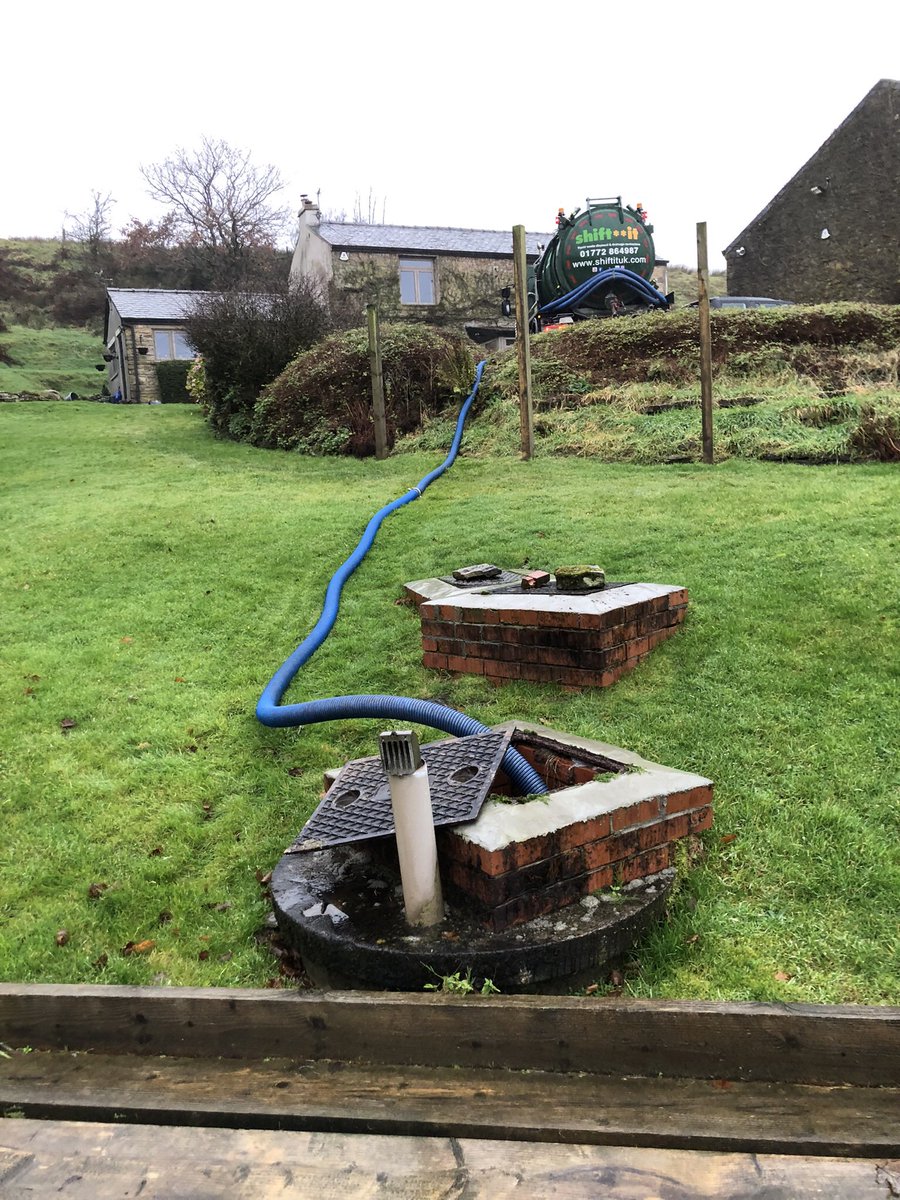 shiftituk's tweet image. We’re entering the festive period now, so our slots are going to be filling up fast.

If you need your #septic tank or #treatmentplant emptied in time for #Christmas, give us a call on 01772 864987 or email info@shiftituk.com to arrange a visit