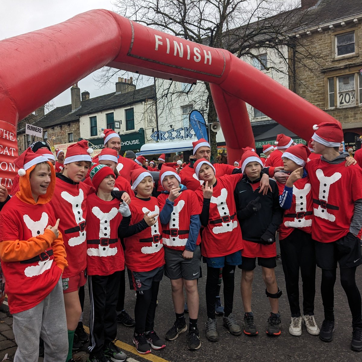 bingleygrammar's tweet photo. Well Done Tyler who took part in The Skipton Santa Fun Run to raise money for his junior rugby union team Keighley RFU. He had to run 5km and achieved this in 35 minutes! #LORIC #bingleygrammar #rewards #achievement #santafunrun https://t.co/IK0J4y1qlQ