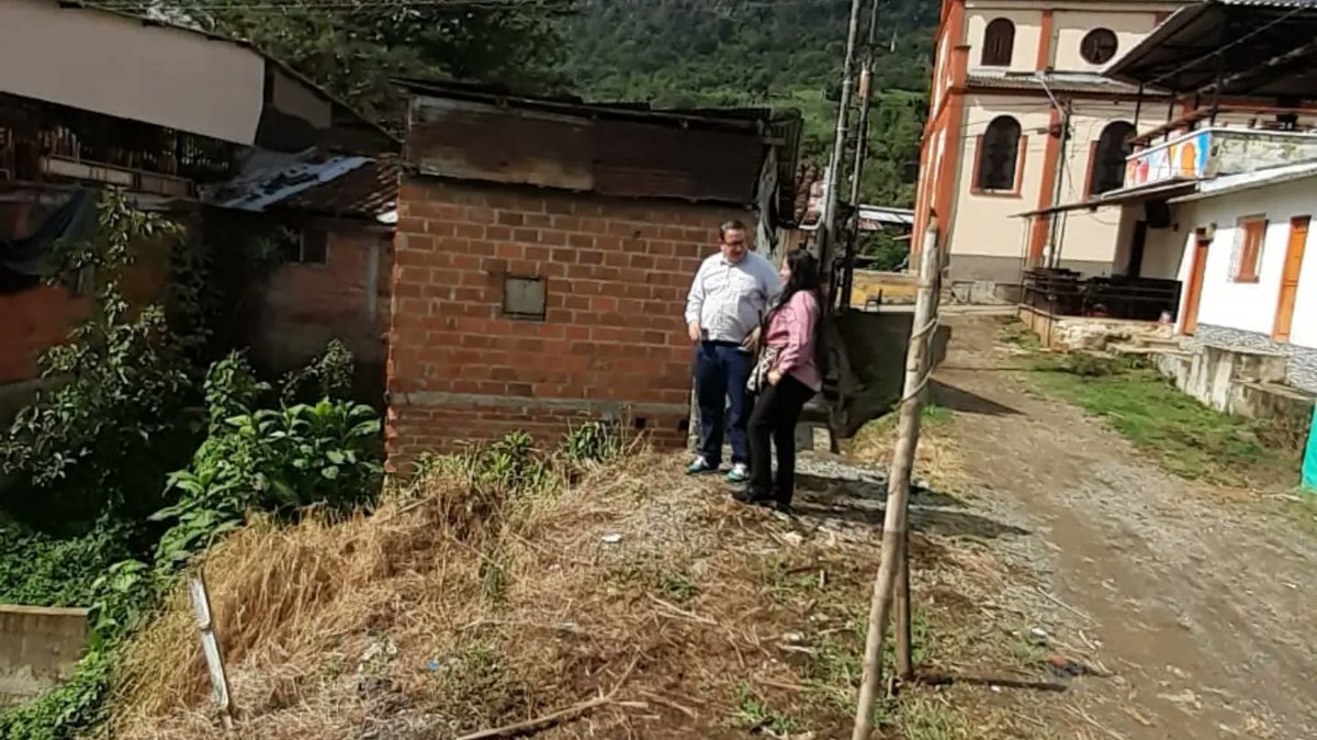 Recorrimos junto a la gobernadora del resguardo Indígena San Lorenzo Sori Mildonia Morales, varios puntos que deben ser intervenidos con obras de mitigación de riesgo.