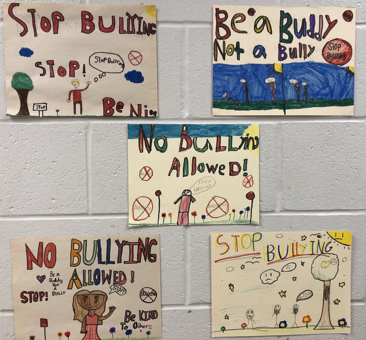 Be Kind! 💗 Bullying - we can all help stop it!! <a href="/DomenicScuglia/">Domenic Scuglia -</a> <a href="/laurasawicky/">Laura Sawicky</a>