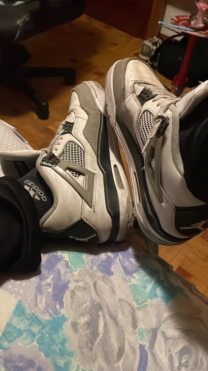 dminatorsalex's tweet photo. Que sumisa sucia quiere que le humille o domine con estas zapas sucias 🥵,, venta de todo tipo, vídeos videollamadas,,
Busco sumisa que me obedezca
Más info hablarme!
#cashmaster #sumisa #BOSS #sex #gay #findom #sucios #PERRAS https://t.co/5IFaShsC5N