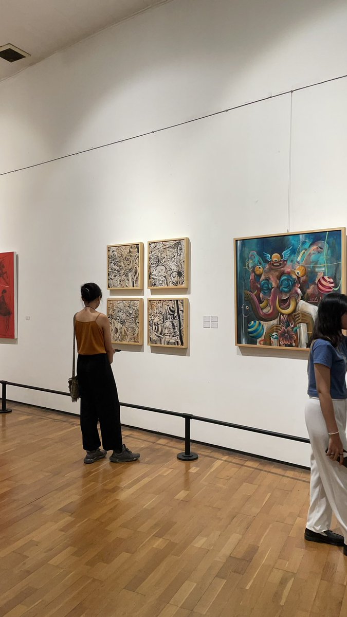 Earholelo's tweet photo. Enjoy my exhibitionwith the theme "membaca ulang damalung di ruang kontemporer" galery semarang, indonesia

All paintings in this exhibition are blockchain-enabled and will be exclusively collectible

@NFTindonesia_ 

#nft #nftart #earhole #NFTCollection #NFTCommunity #NFTartist https://t.co/W0AbdyRPrW