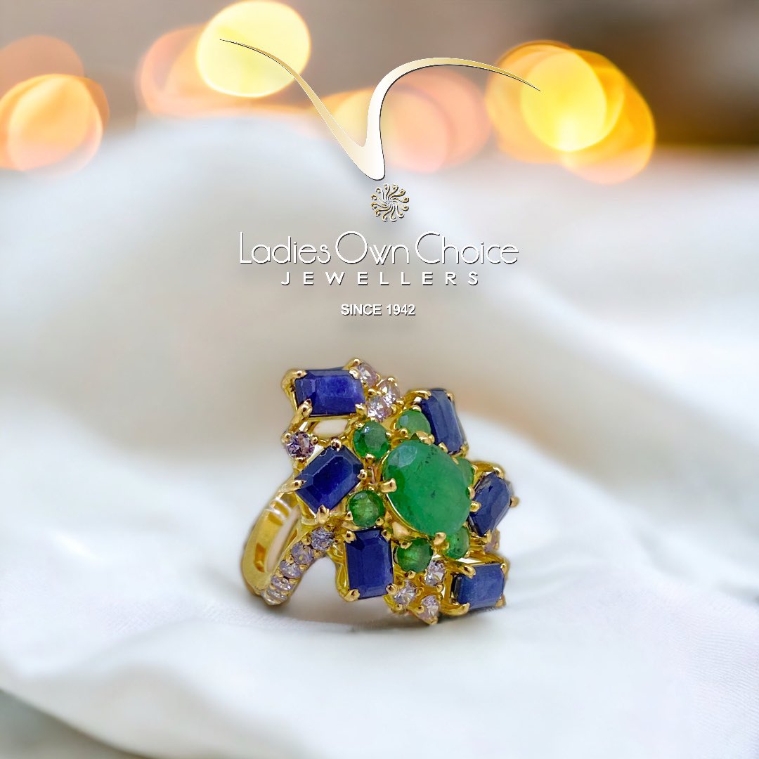 Ladiesownchoice's tweet photo. For the love of #natural #stones!
#ring #fingercandy #bluesapphire #emerald #cubics #21k #gold #step #setting #customized #bespoke #handmade https://t.co/Ix3vXbJ6mF