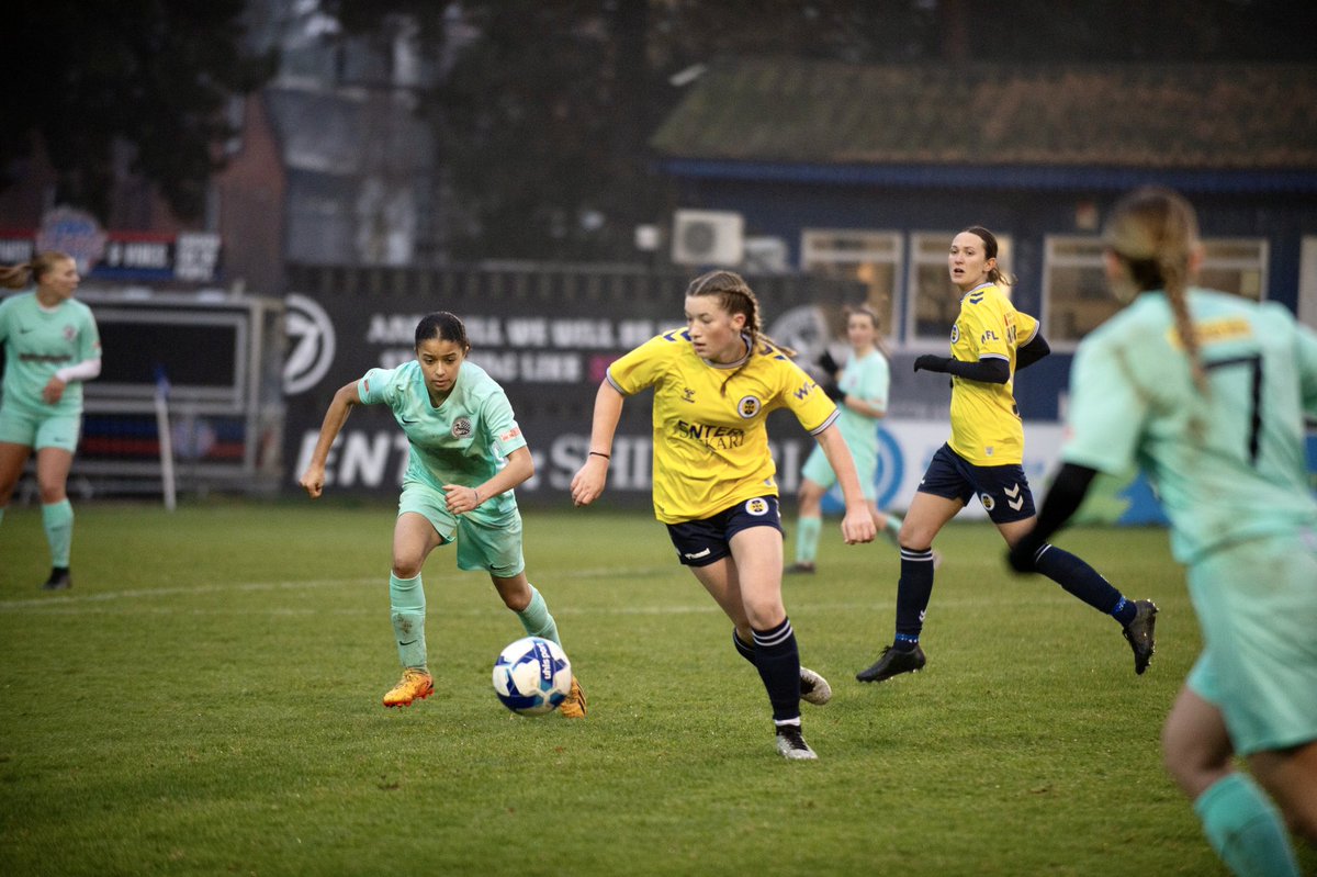 Go Scarlett 🙌 

<a href="/CityYouthFC/">St Albans City Youth</a> U16 Girls North player Scarlett signed for <a href="/stalbanscityfc/">St Albans City FC</a> &amp; made her debut yesterday 🆚 <a href="/RoystonTownFC/">Royston Town FC</a> 

#CityYouthFamily ⚽️💛💙