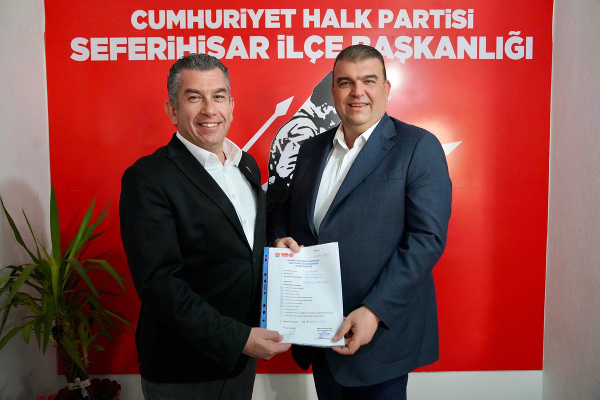 ismaillyetiskin's tweet photo. Seferihisar CHP İlçe Başkanlığımıza adaylık için başvurumu yaptım. 
Halkımızla birlikte çıktığımız bu yolda, 5 yıl daha Seferihisar’ı sizlerle birlikte yönetmeye talibim. Yolumuz açık olsun. https://t.co/fsDLs6C7ks