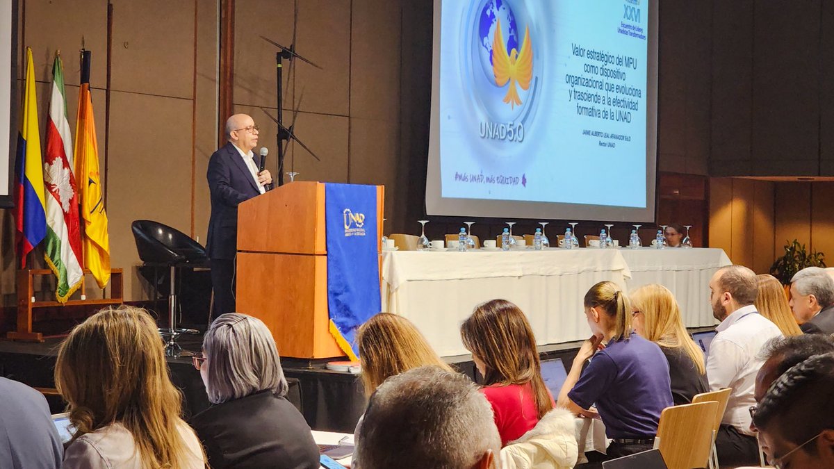 💡“Estamos en un momento donde iniciamos una nueva era, una era que nos llama a innovar en modelos de educación 📖📘📙para la mejora continua⬆️, una época de oportunidades, de desafíos y que nos invita a actuar de manera diferente”: 🗣️<a href="/JaimeLeal_/">Jaime Leal Afanador</a> , rector UNAD

⬇️