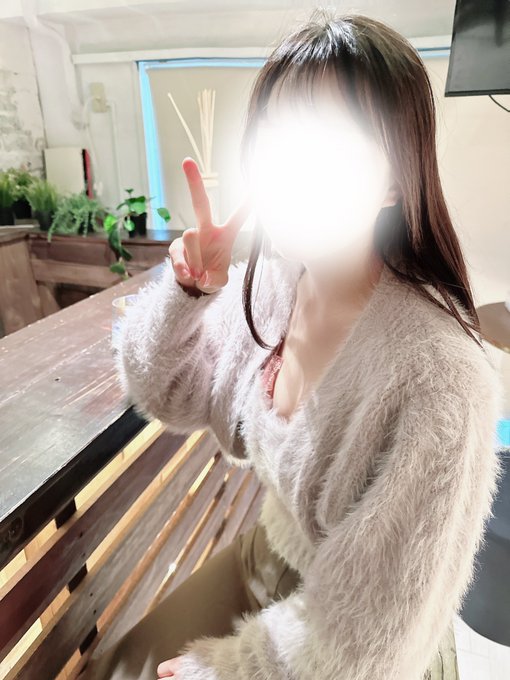 打ち上げ前のうきうきえりな https://t.co/LqHESKWmAe<a href="/tag/%E3%83%A1%E3%82%A4%E3%83%89%E6%9C%8D"class="tags"><span>#メイド服</span></a>