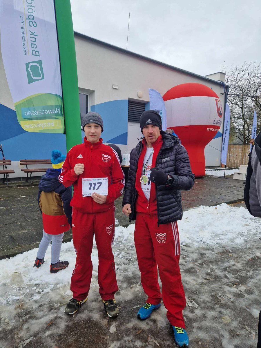 WislokRzeszow's tweet photo. Weekend za nami! Biegamy szlakiem Diabła Łańcuckiego i odwiedzamy Przyjaciół z #AKChampion #GłogówMałopolski i robimy sporo dobrych rund! Wisłoki cały czas w ruchu!
#Rzeszów #info #PZB #Podkarpackie #news #boxing #sports #SparingDay https://t.co/mIOR9kBCB6