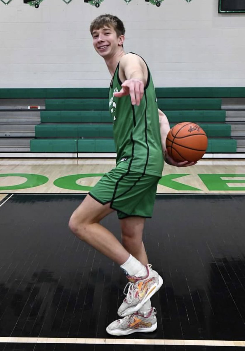CoachTMonahan's tweet photo. 📸Sr. Spotlight-Andrew Ehlers
      5️⃣Days til opening game5️⃣
Favorite Athlete-Kevin Durant
#1 Road Venue- C-J
#1 Movie - The Dark Knight
#1 TV show- Breaking Bad
Favorite meal- Chicken Parm
Person I look up to- My Parents https://t.co/nrYfnEdi0e