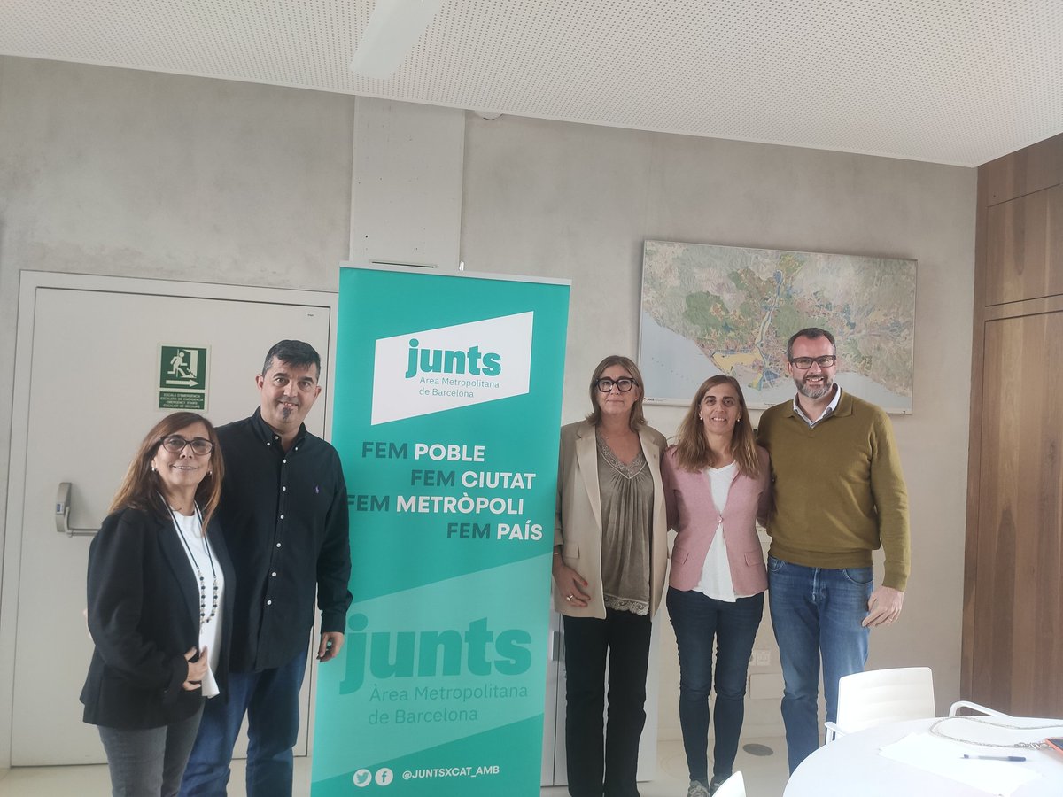 Albert Cerrillo Lladó (@aalbeert) on Twitter photo Reunió sobre la situació de pre-emergència de sequera dels 36 municipis de l'àrea metropolitana de Barcelona.
<a href="/JuntsXCat/">Junts per Catalunya🎗</a> i és representat amb les cinc alcaldies: Sant Climent de Llobregat, El Papiol, Sant Cugat del Vallès, La Palma de Cervelló i Begues.
<a href="/JUNTSXCAT_AMB/">Junts per Catalunya metropolità</a> Reunió sobre la situació de pre-emergència de sequera dels 36 municipis de l'àrea metropolitana de Barcelona.
<a href="/JuntsXCat/">Junts per Catalunya🎗</a> i és representat amb les cinc alcaldies: Sant Climent de Llobregat, El Papiol, Sant Cugat del Vallès, La Palma de Cervelló i Begues.
<a href="/JUNTSXCAT_AMB/">Junts per Catalunya metropolità</a>