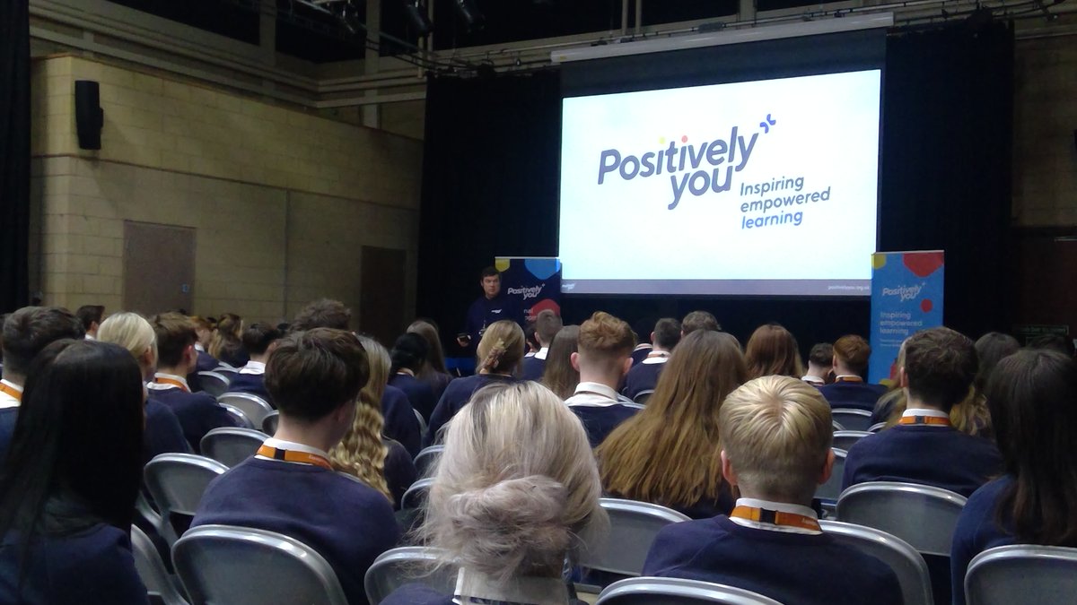It’s study skills week and Year 11 have been taking part in Super Speed Study Skills workshops with Jay @_positivelyou – helping students develop their study skills using practical techniques for learning and retaining information needed to excel in their exams. #AmbitionForAll