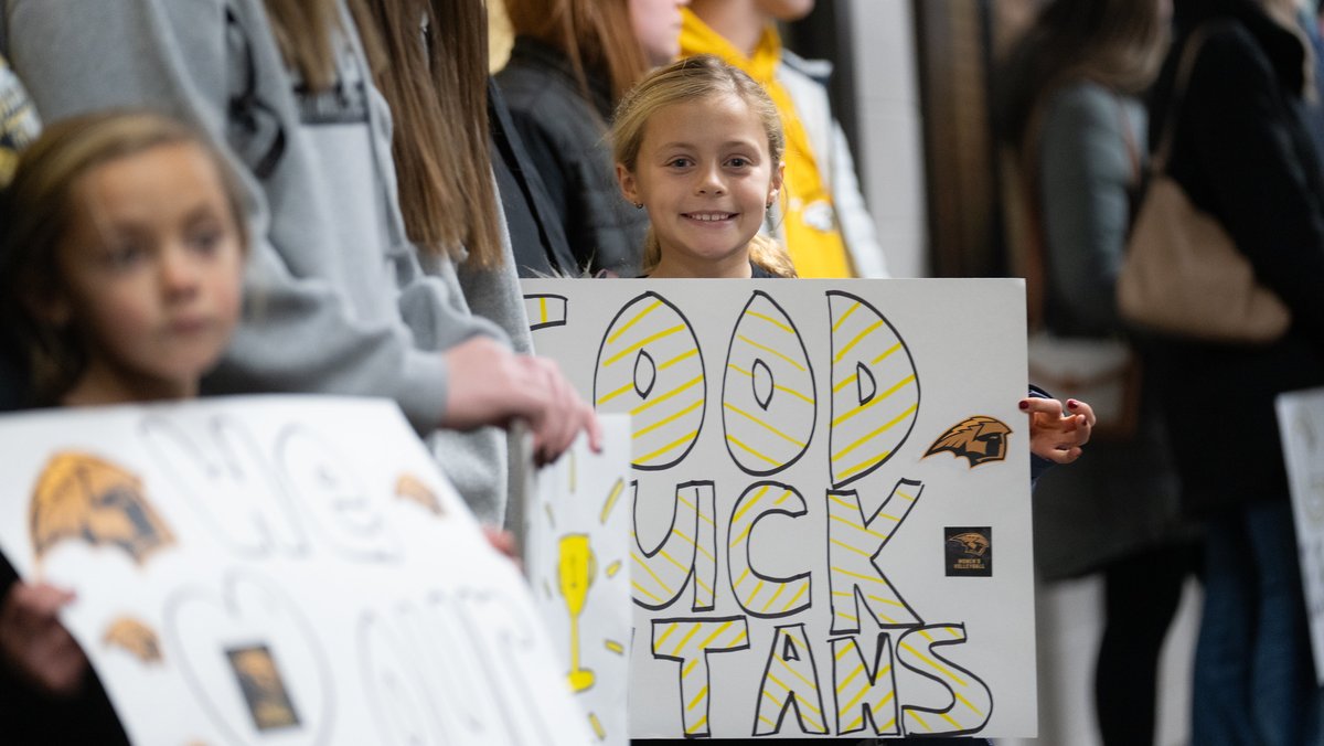 uwoshkosh's tweet photo. 🎉 All of Titan Nation is behind @UWOVolleyball as they continue their NCAA tournament run in California! 

📆 UWO's Elite Eight match begins at 9 p.m. Wednesday. 

Go Titans! 💛🖤 https://t.co/FarJgQpoOc