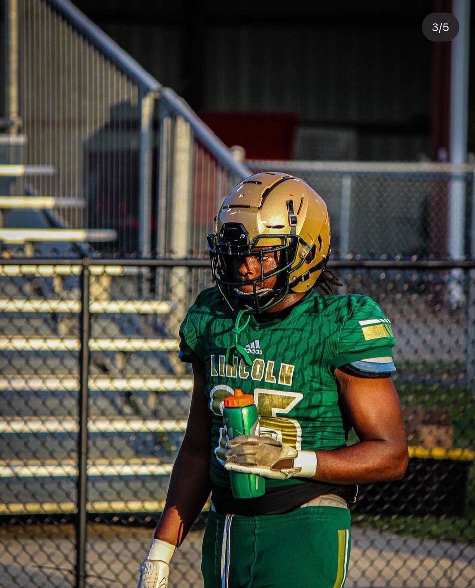 Coach Eli Will (@mrelidubble) on Twitter photo Official 2023-2024 Stats
Junior Season
43 Total Tackles 2 TFL 1 Sac, 2 Hurrys, 2 PD’s, 1 Fumble Recovery #LinebackerU
<a href="/warrenChauncey1/">Chauncey “dub” warren🦍</a> Official 2023-2024 Stats
Junior Season
43 Total Tackles 2 TFL 1 Sac, 2 Hurrys, 2 PD’s, 1 Fumble Recovery #LinebackerU
<a href="/warrenChauncey1/">Chauncey “dub” warren🦍</a>
