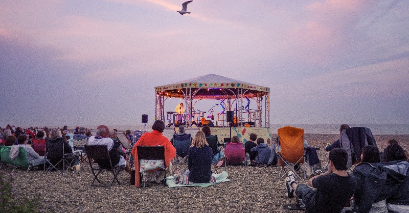 BrittenPears's tweet photo. 📢  We are hiring!

⭐ Accounts Administrator 

⭐ Community Programmes Assistant 

Everybody who works here is contributing to our mission: to be useful, and use music, arts and heritage to transform people’s lives. 

Would you like to find out more? Visit our website 👇