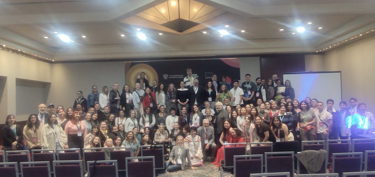 Así concluimos la edición 27 del Congreso Internacional de Traducción e Interpretación, San Jerónimo 2023. Muchos aprendizajes, muchos contactos, muchas oportunidades nuevas.

¡Gracias a todos/as los que lo hicieron posible!

Nos vemos el siguiente año.