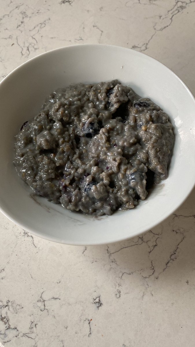 Note to self dont put the blueberries in your porridge when it’s cooking 😂