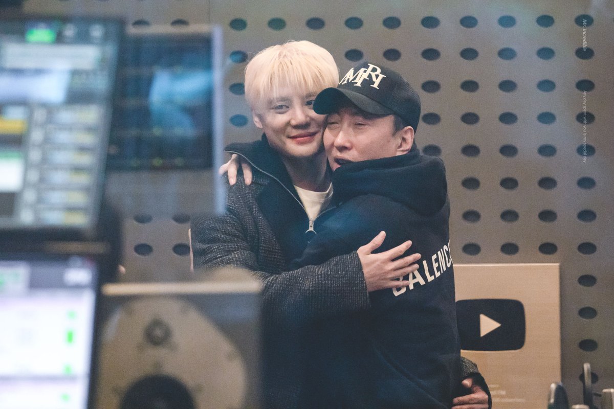 lucylallaice's tweet photo. 231127 KBS Cool FM <박명수의 라디오쇼 - 전설의 고수 > 오픈 스튜디오
🔗https://t.co/ZdbDBslR3G

#김준수 #XIA #시아준수 https://t.co/vIDIGwARbY