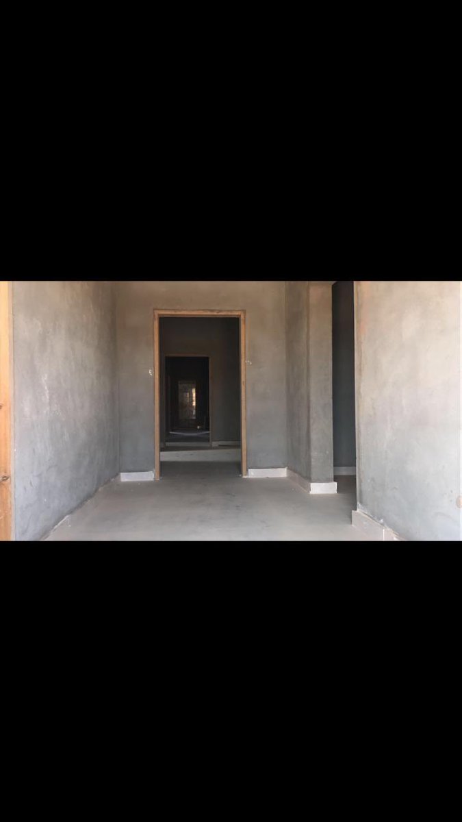 aaaa0054's tweet photo. عماره للبيع في الحفاير مساحه 2000م العماره عباره عن اربع شقق كل شقه مكونه من حوش لرجال وحوش لنساء للبيع . ج 0540081638 https://t.co/BzoLg1IeU9