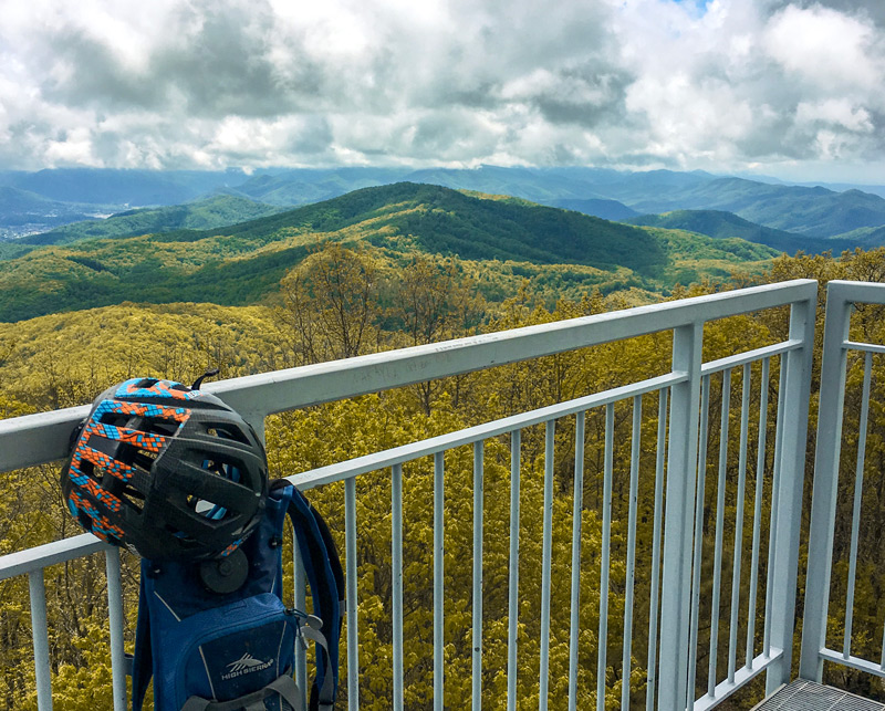 The view from the Pinnacle Mountain Fire Tower hike is breathtaking! Or is that just the crisp Fall air? Either way, this is one you'll want to make sure is on your to-do list 🥾🍂