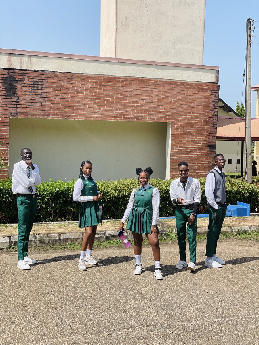 noble_tga's tweet image. FUTA Class 22 Pictures and Outfits of the day innit?🤩🤩

Featuring: Myself @ImLayo1 @DrBlack55 @Bobby_Kinola @Semi_loore12 

#futaclass22 #invicta #backtoschool