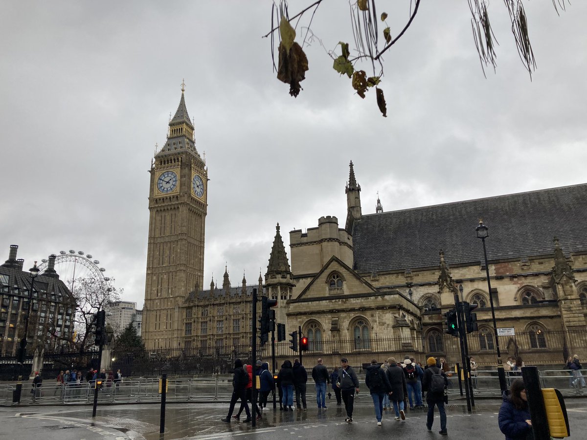 🔔New job alert 🔔 Today I started as a BBC Political Correspondent, working with our brilliant team in Millbank for the next few months. Send tips, stories etc 📲