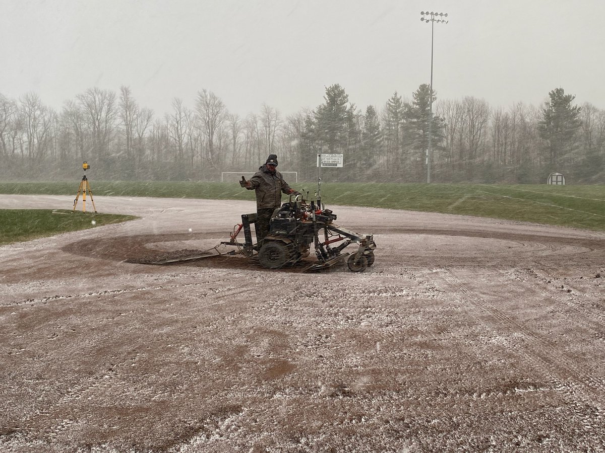 DuraEdge's tweet photo. It's that time of the year again...who else isn't ready for this?
#DuraEdge #EngineeredSoils https://t.co/1pSQKXTN4u