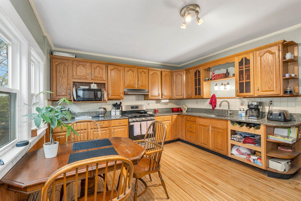 Just Listed: 69 Cheney Street, Franklin NH 03235

thedowgroup.com/.../69-cheney-… #FranklinNH #TheDowGroup #kellerwilliams #KTDG #MikeGagnonTDG #KatRaphaelsonTDG #AdamDow #kwclm #603luxury #poweredbyplace #justlisted #nhrealtor #nhrealestate #luxuryrealestate #luxuryhomes #home #property