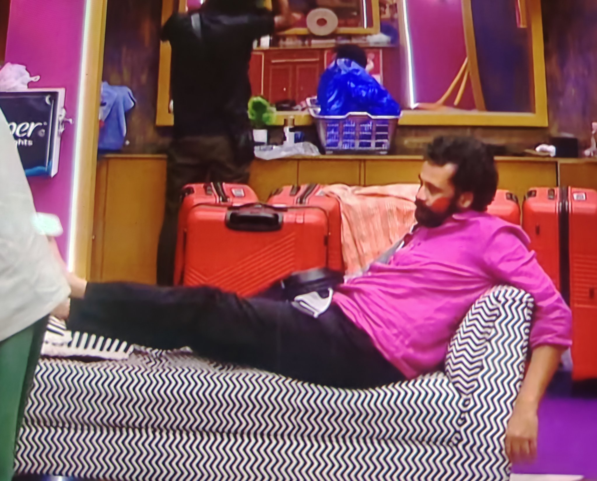 F_8nM4gW4AAeino?format=jpg&name=large