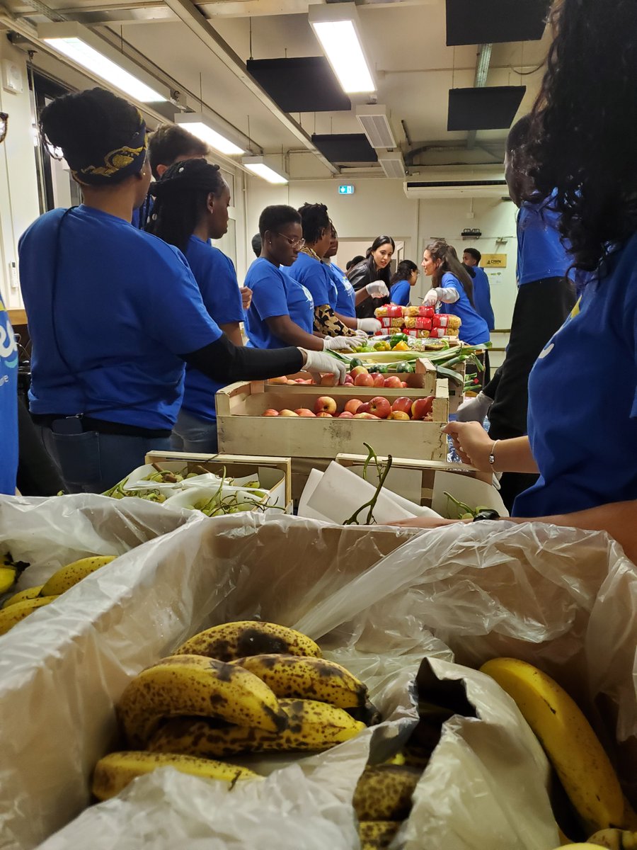 Le Tri Postal tweet media