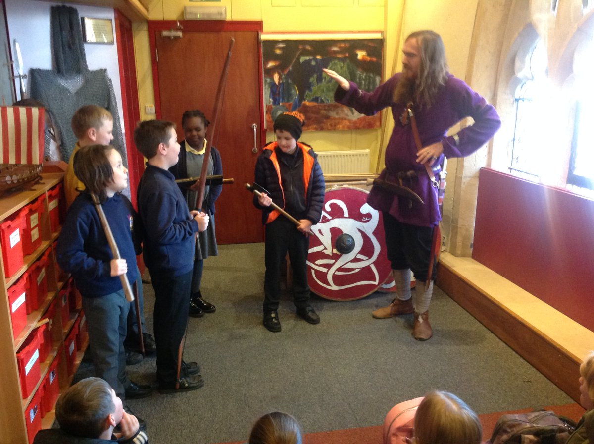 Y5ClassWarwick's tweet photo. We really enjoyed our visit to @JorvikViking last week! It was fantastic to have a workshop focusing on weapons and armour! @MeadsteadPA https://t.co/KOprONBYNS