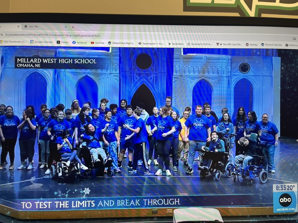MWHSactivities's tweet photo. Good morning, Millard West!

Awesome to see the Frozen production on Good Morning America today and a few member were fortunate enough to travel to New York and be there in person. https://t.co/2r2n3cAvPl