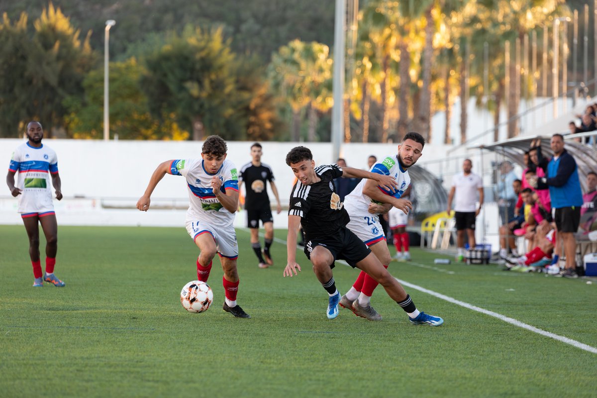 SilvesFC1919's tweet photo. Relief set in after our team scored a goal in the dying minutes of the Silves FC versus Quarteirense SAD match. Demonstrating tremendous spirit and determination, we managed to secure a draw (1-1) in the end.

#SilvesFC #Football #Portugal #Algarve #Silves #SilvesFC1919 https://t.co/aKgTgOxPeQ