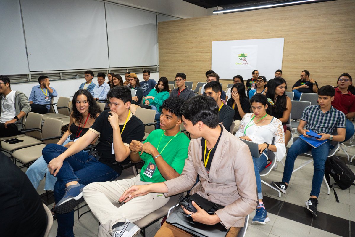 脕rea Metropolitana de Bucaramanga (@areametrobga) on Twitter photo Felicitamos tambi茅n a los grupos que ocuparon el segundo馃 y 馃tercer lugar en cada reto. Estudiantes <a href="/UIS/">UIS</a> y <a href="/InfoUDI/">Universidad de Investigaci贸n y Desarrollo - UDI</a> 馃憦馃徏
Todos demostraron que la innovaci贸n no tiene l铆mites. Ofrecieron soluciones efectivas que van a contribuir de manera significativa a la planificaci贸n urbana. Felicitamos tambi茅n a los grupos que ocuparon el segundo馃 y 馃tercer lugar en cada reto. Estudiantes <a href="/UIS/">UIS</a> y <a href="/InfoUDI/">Universidad de Investigaci贸n y Desarrollo - UDI</a> 馃憦馃徏
Todos demostraron que la innovaci贸n no tiene l铆mites. Ofrecieron soluciones efectivas que van a contribuir de manera significativa a la planificaci贸n urbana.