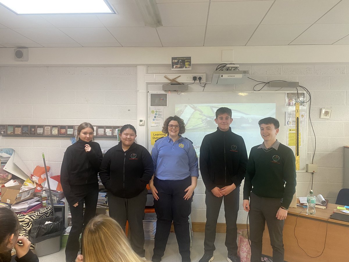 McGannMargo's tweet image. Garda Grainne O Shea gave an excellent presentation on Road Safety to TY4 &amp;amp; TY5 @FriaryCollege on Monday afternoon 🚗🚙🚓🚔