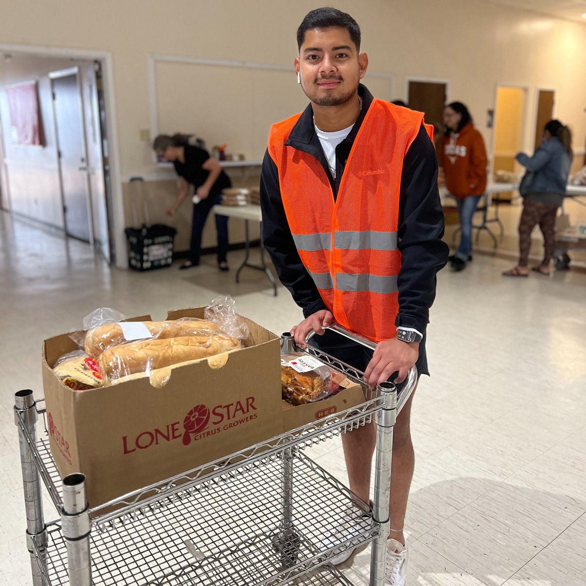 This week's free food opportunities:
- Monday: Hays County Food Bank @ 4PM-6PM (Drive-Thru)
- Tuesday: St. Anthony Catholic Church @ 12PM-12:45PM (Walk-Up)
- Thursday: Buda City Park @ 12PM-12:45PM (Drive-Thru)

You may attend 1 distribution per week!