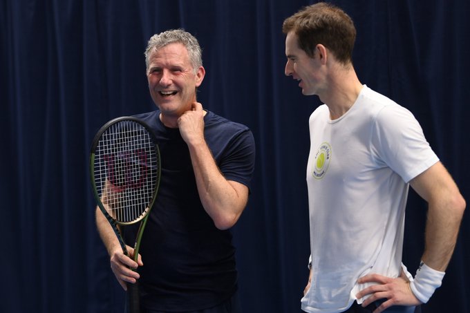 Photo of Adam Hills & Andy Murray talking during the Para-Standing Tennis Day at the National Tennis Centre