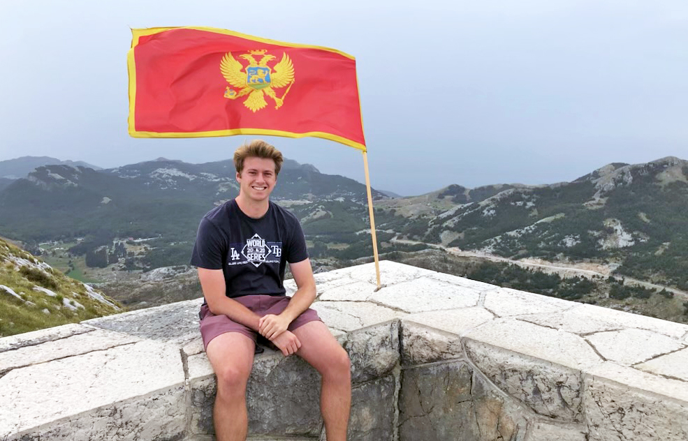 JesuitTampaFL's tweet image. The best thing you will read today is recent @NotreDame graduate Mitchell Johnson '19's account of his first couple of months as a Fulbright Scholar teaching English in Podgorica, Montenegro, click below.

#AMDG #MenforOthers @_mitchelljohnso

mailchi.mp/fb14591ce8f5/m…