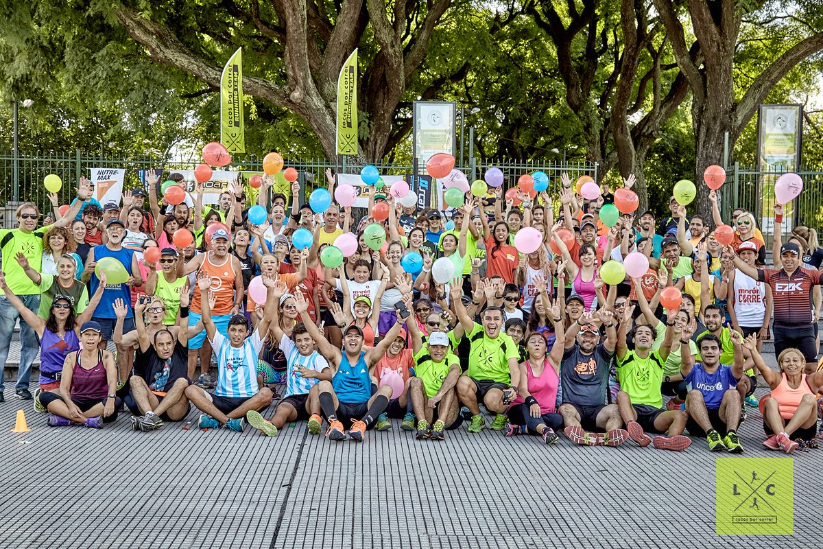 LocosXCorrerOK's tweet photo. Entre finales de 2014 y finales de 2018, Locos Por Correr llevó adelante la RUNNING PARTY. Un encuentro para correr juntos, de manera libre y gratuita en la Reserva Ecológica Sur, en Buenos Aires.
EN DICIEMBRE, VUELVE 😮
👉 TE SUMAS?? 💥
A las 3 PM, más info.
#RunningParty https://t.co/gukKPWASWA